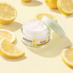 Garnier Vitamin C Brightening Day Cream - Image 3