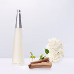 Issey Miyake L'eau D'issey Eau de Toilette - Image 2